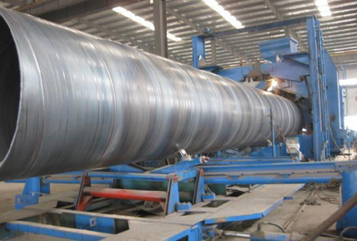 <a href=http://m.0575ad.com target=_blank class=infotextkey>螺旋焊接鋼管</a>生產現場圖